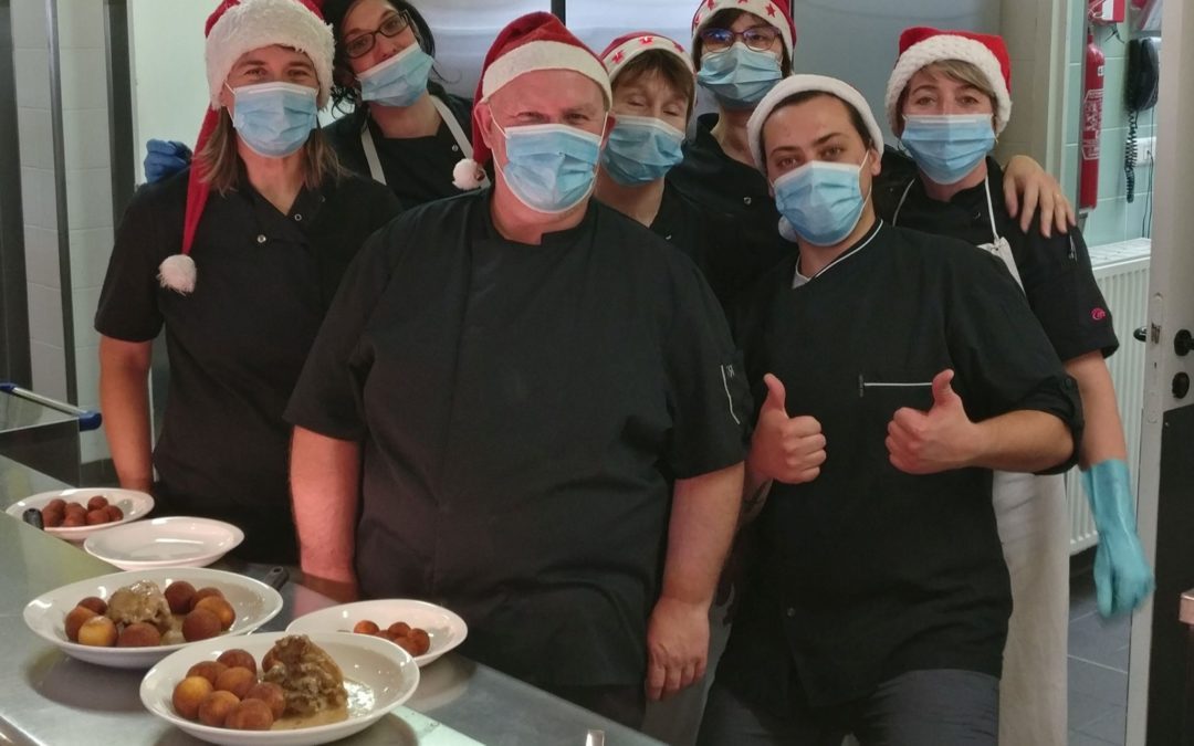 Merci à l’équipe de la cantine pour le délicieux repas de Noël